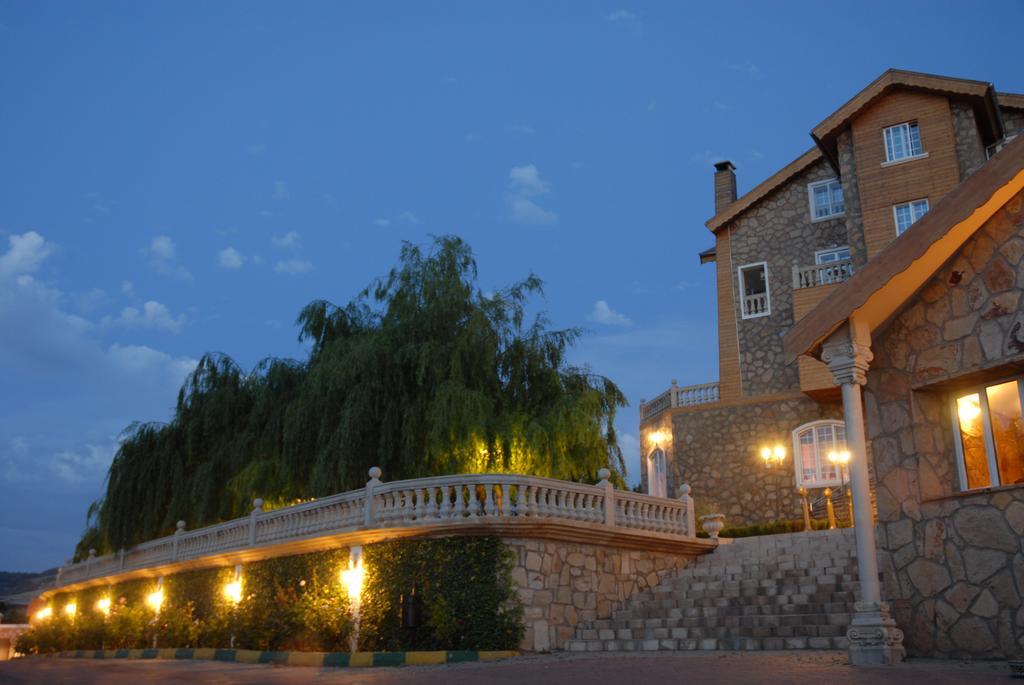 Le Palais Des Cerisiers Azrou Exterior foto