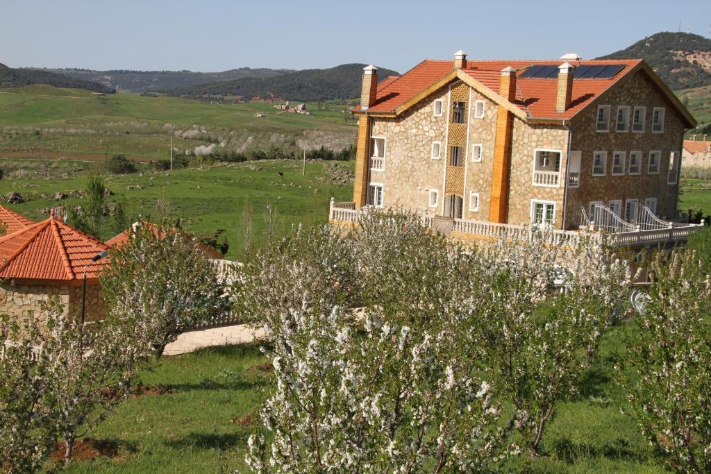 Le Palais Des Cerisiers Azrou Exterior foto